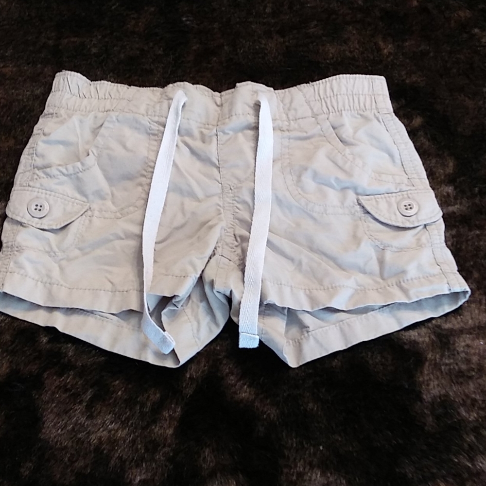 Girls old navy khaki shorts